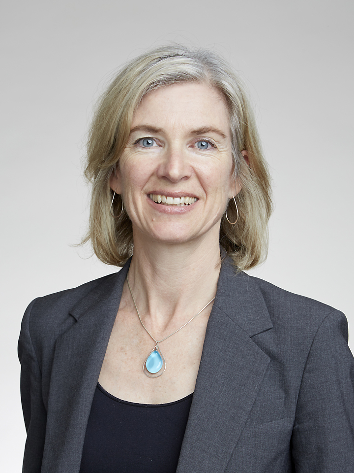 a headshot of Jennifer Doudna