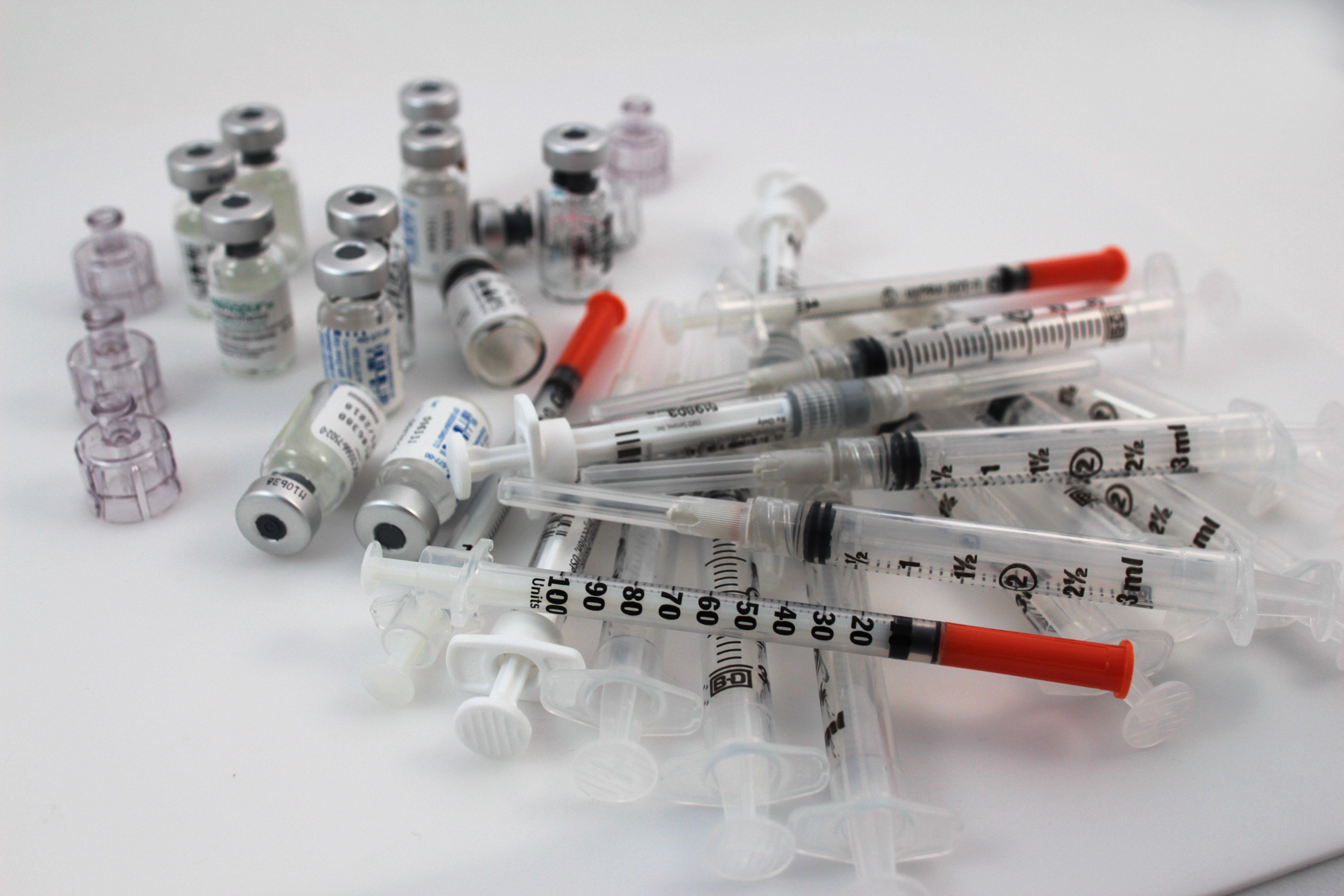 IVF syringes